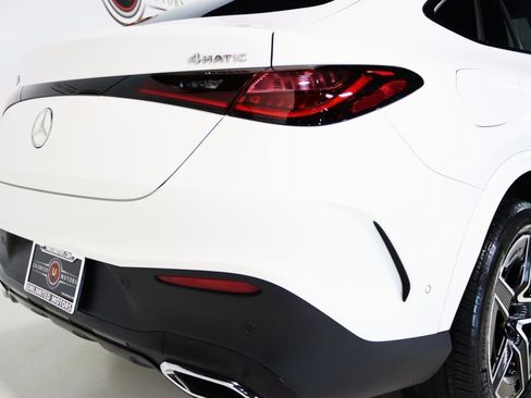 Used 2025 Mercedes-Benz GLC 300 4MATIC Coupe image 88