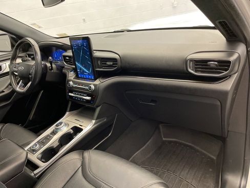 Used 2020 Ford Explorer ST w/ ST Street Pack image 29