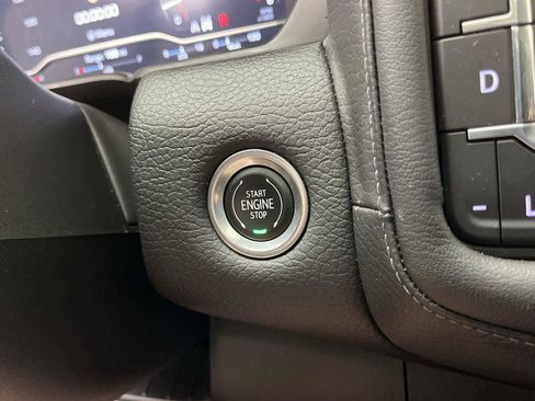 Certified 2023 GMC Yukon XL Denali AWD/4WD image 25