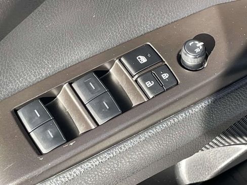 Used 2024 Toyota Camry SE FWD image 17