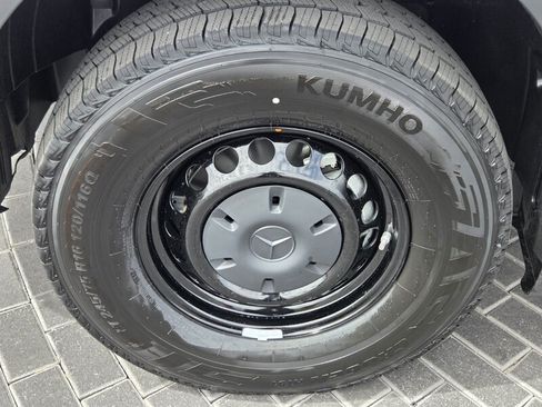 New 2026 Mercedes-Benz Sprinter 2500 image 10