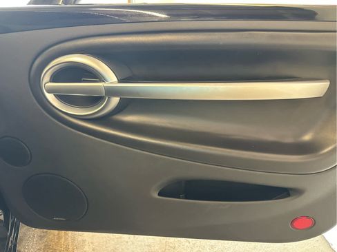 Used 2004 Chevrolet SSR w/ Preferred Equipment Group image 26