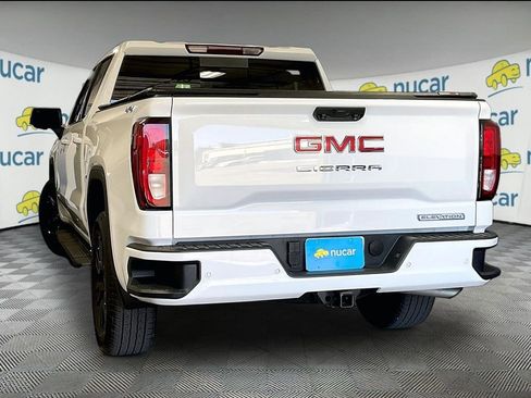 Used 2025 GMC Sierra 1500 Elevation w/ Elevation Premium Package AWD/4WD image 4