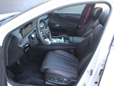Used 2025 Genesis G80 3.5T Sport AWD/4WD image 13