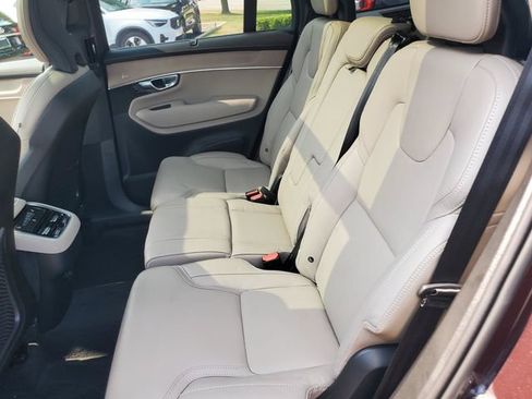Certified 2026 Volvo XC90 B6 Ultra w/ Protection Package Premier AWD/4WD image 32