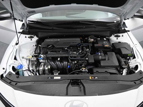 New 2026 Hyundai Elantra Sport FWD image 24