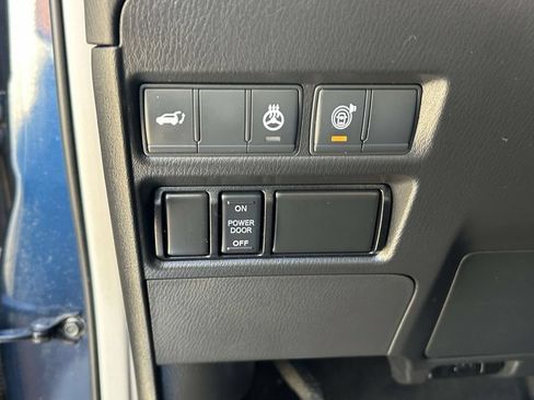Used 2022 INFINITI QX80 Premium Select w/ All-Season Package RWD image 18