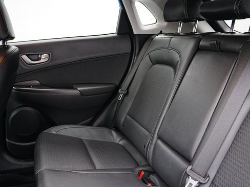 Used 2020 Hyundai Kona Limited image 15