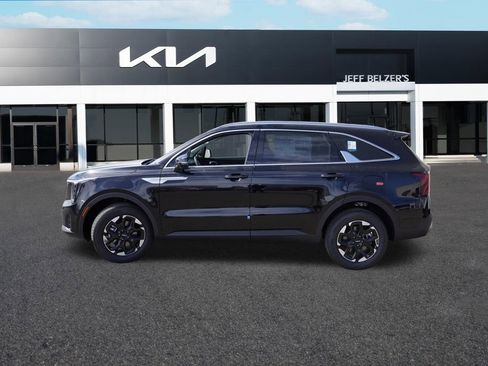 New 2026 Kia Sorento S image 6