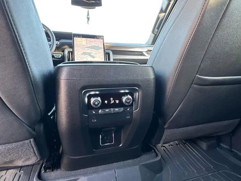 Used 2026 GMC Yukon Elevation AWD/4WD image 37