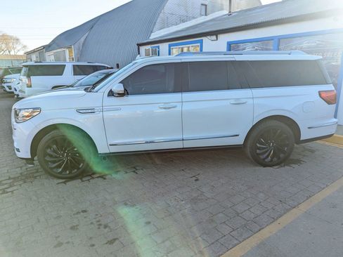 Used 2021 Lincoln Navigator L Reserve image 4