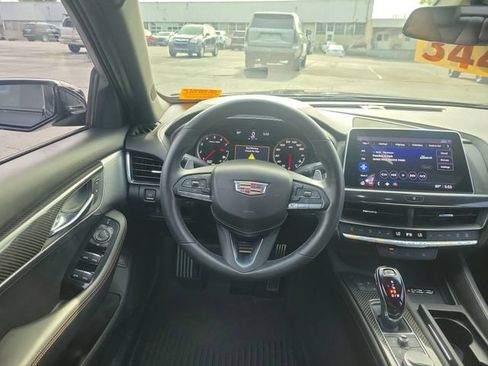 Certified 2023 Cadillac CT5 V RWD image 9