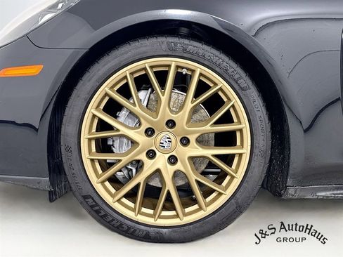 Used 2021 Porsche Panamera image 39