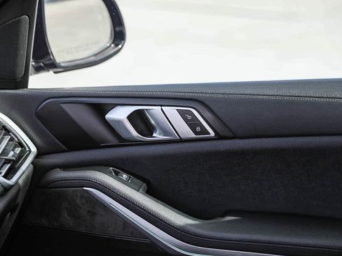 Used 2020 BMW X5 sDrive40i w/ Premium Package image 21