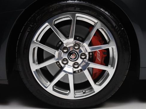 Used 2015 Cadillac CTS V RWD image 34