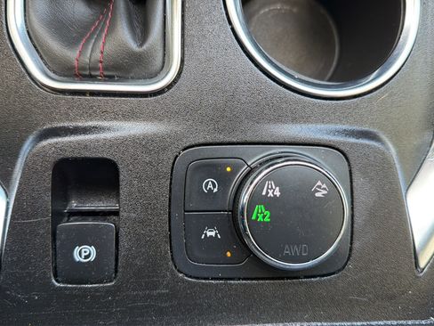 Used 2023 Chevrolet Traverse RS w/ LPO, Floor Liner Package AWD/4WD image 28