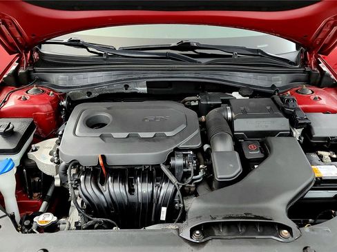 Used 2018 Kia Optima S image 15