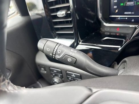 Used 2023 Chevrolet Silverado 1500 RST AWD/4WD image 30