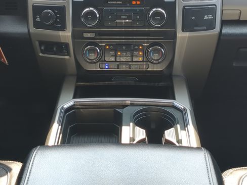 Certified 2018 Ford F250 Lariat w/ Chrome Package AWD/4WD image 17