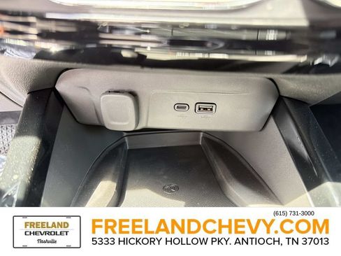 New 2026 Chevrolet Trax RS w/ Sunroof Package FWD image 27