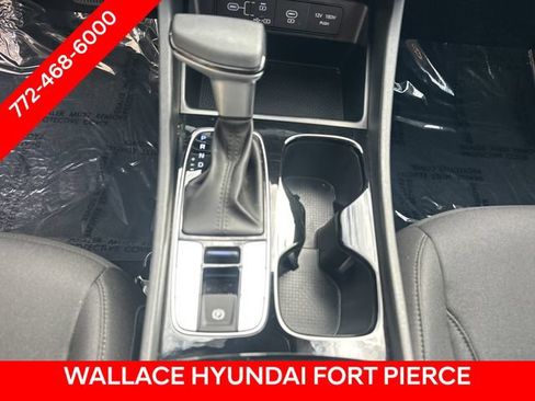 Used 2025 Hyundai Tucson SE FWD image 24