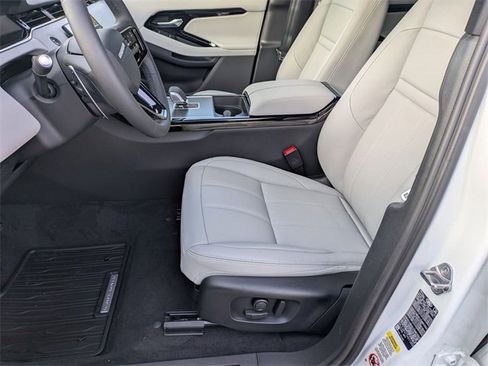 New 2026 Land Rover Range Rover Evoque S image 12