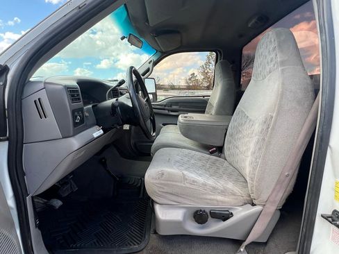 Used 2000 Ford F350 4x4 Regular Cab DRW Super Duty image 35