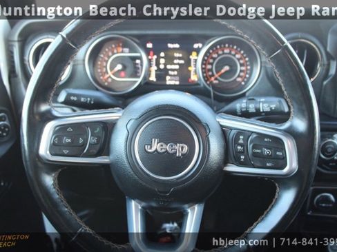 Used 2021 Jeep Wrangler Unlimited Sahara image 15