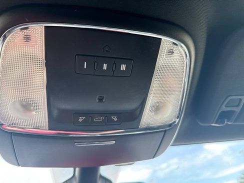 Used 2018 Jeep Grand Cherokee Limited AWD/4WD image 31
