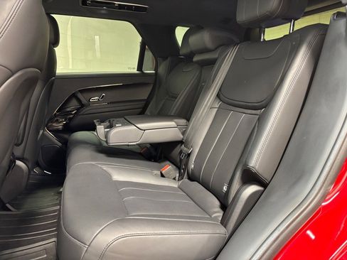 Used 2023 Land Rover Range Rover Sport SE Dynamic image 25