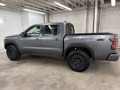 Used 2026 Nissan Frontier PRO-4X AWD/4WD image 8