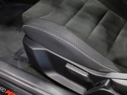 Used 2018 Ford Mustang Shelby GT350 w/ Electronics Package RWD image 18