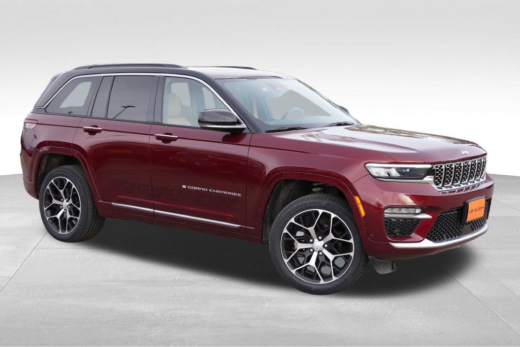 Certified 2024 Jeep Grand Cherokee Summit AWD/4WD image 3