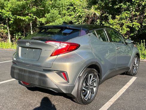 Used 2021 Toyota C-HR Limited FWD image 5