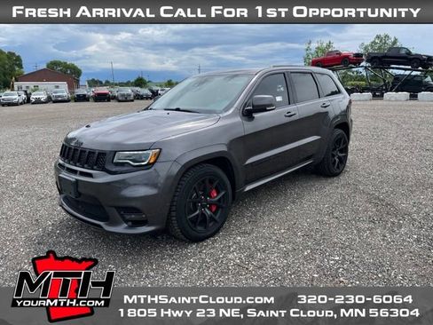 Used 2019 Jeep Grand Cherokee SRT AWD/4WD image 6