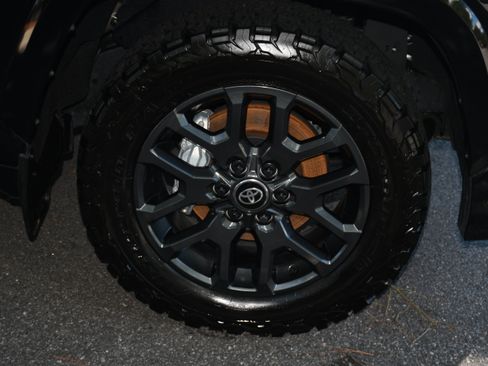 Certified 2025 Toyota Sequoia Platinum AWD/4WD image 27