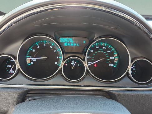 Used 2015 Buick Enclave Leather image 25