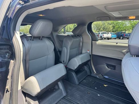 Used 2024 Toyota Sienna XLE w/ XLE Plus Package AWD/4WD image 14