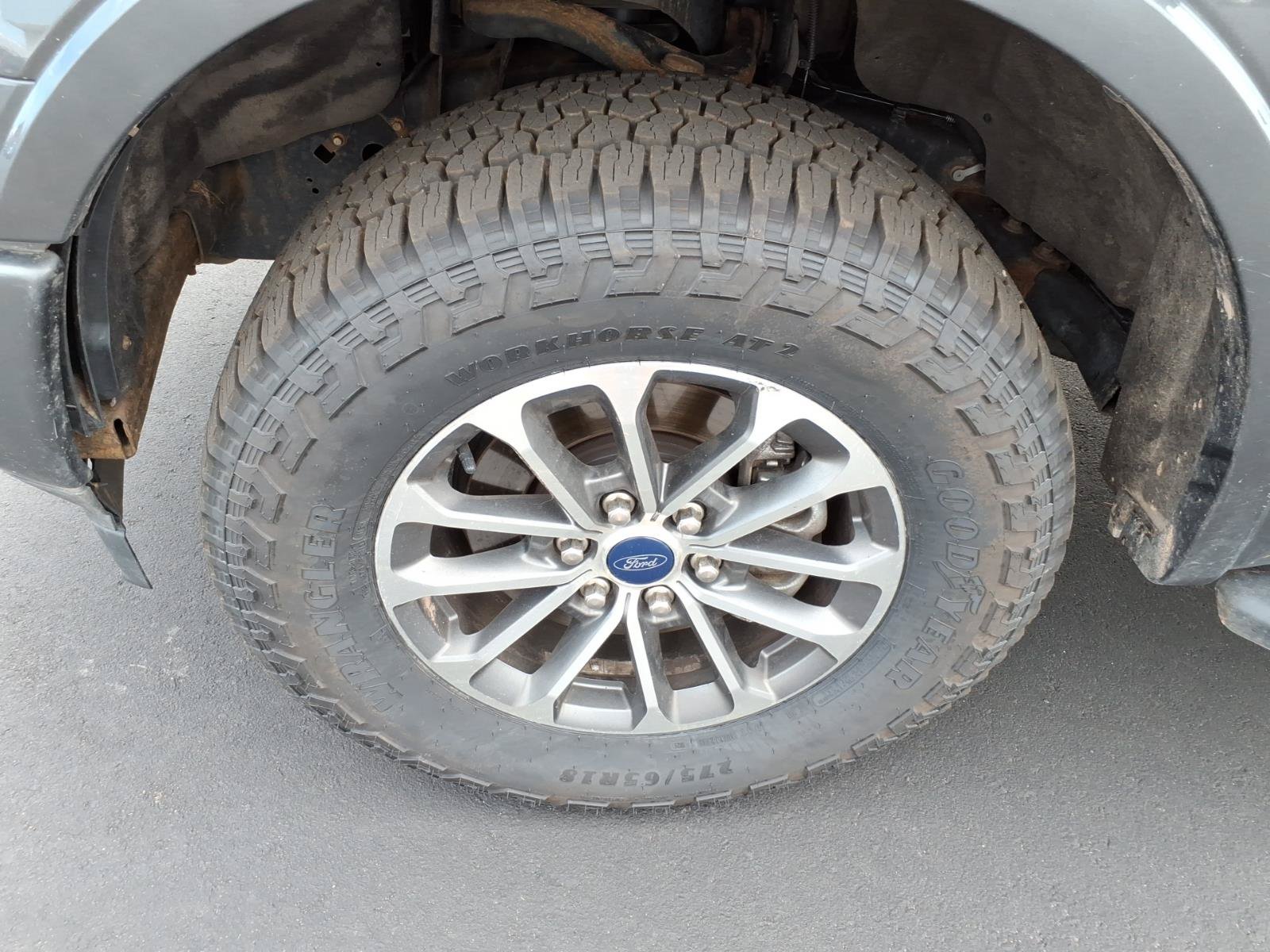 Used 2020 Ford F150 XLT w/ Equipment Group 302A Luxury AWD/4WD image 9