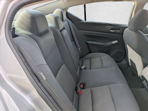 Used 2022 Nissan Altima 2.5 SV image 18