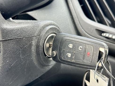 Used 2016 Chevrolet Equinox LT w/ Convenience Package FWD image 16