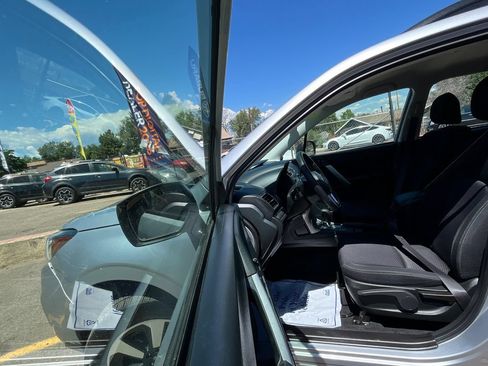 Used 2018 Subaru Forester 2.5i w/ Alloy Wheel Package AWD/4WD image 17