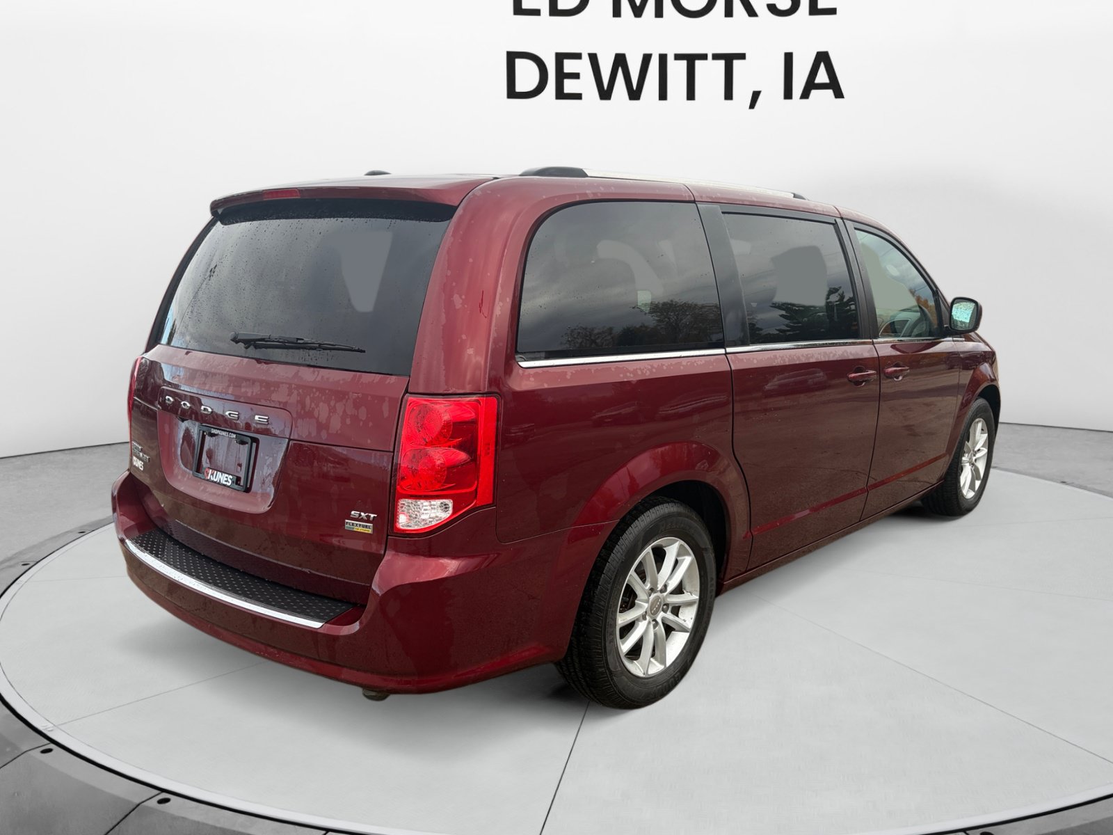 Used 2019 Dodge Grand Caravan SXT FWD image 5