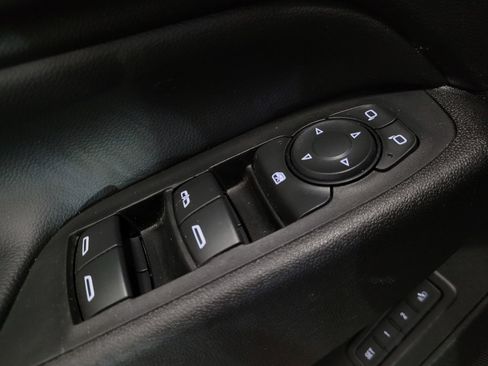 Used 2020 Chevrolet Equinox LT w/ Midnight Edition AWD/4WD image 27