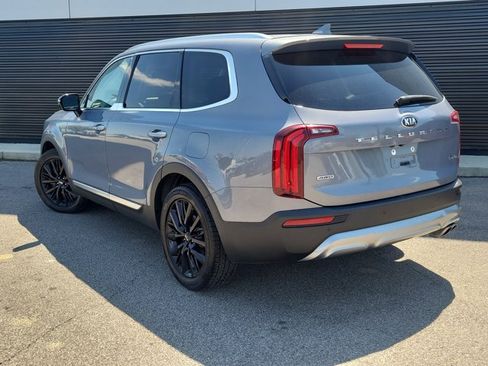 Used 2021 Kia Telluride SX w/ SX Prestige Package AWD/4WD image 3