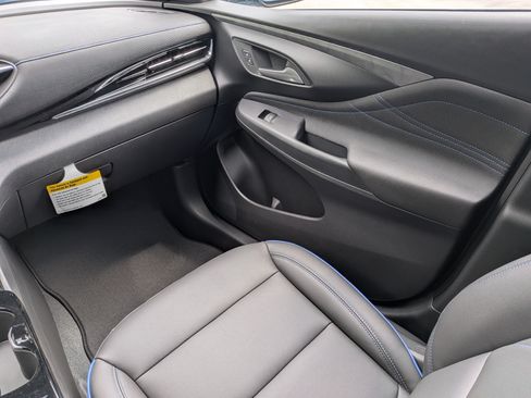New 2026 Buick Envista Sport Touring w/ Convenience I Package FWD image 15