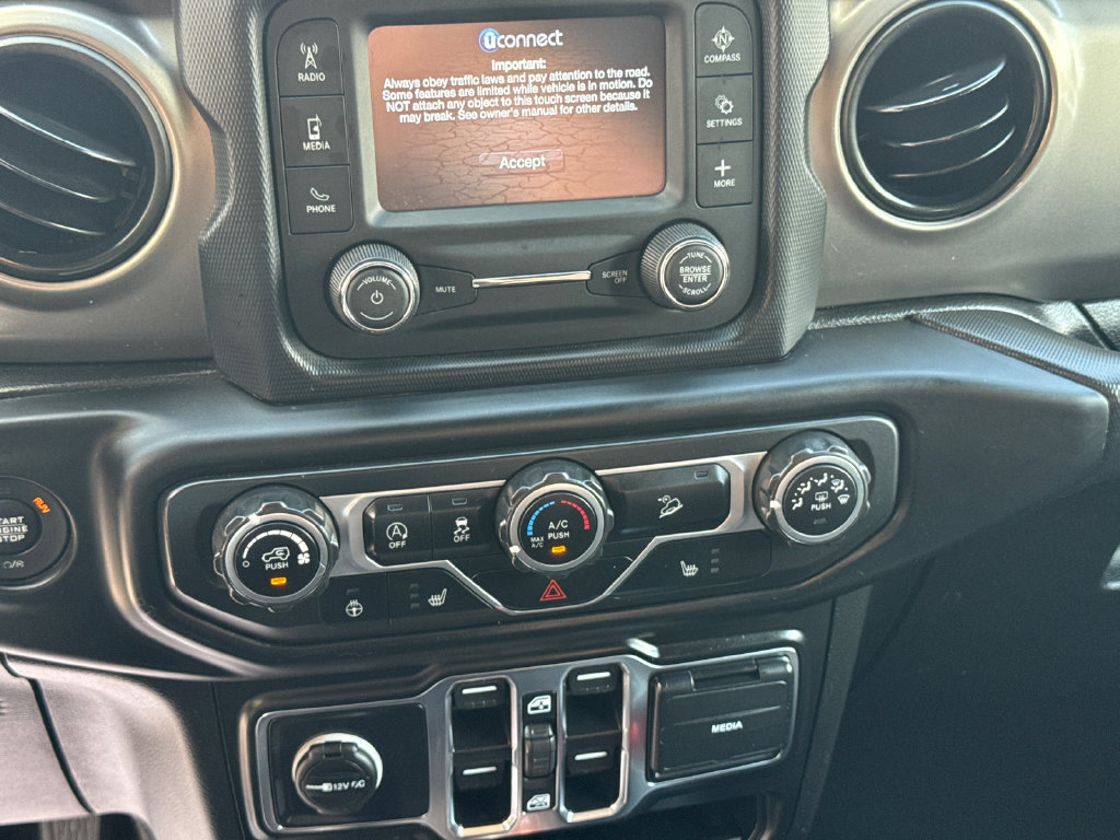 Used 2019 Jeep Wrangler Unlimited Sport S AWD/4WD image 29