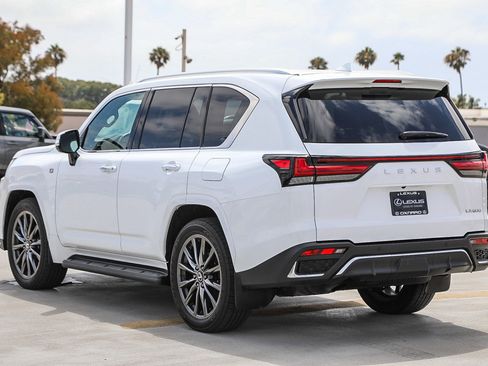 Used 2024 Lexus LX 600 F Sport AWD/4WD image 5