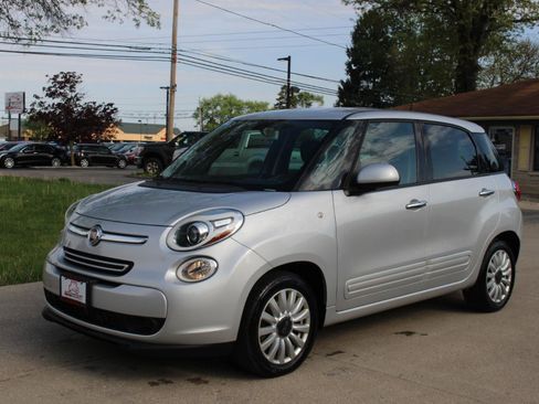 Used 2017 FIAT 500L Pop image 5