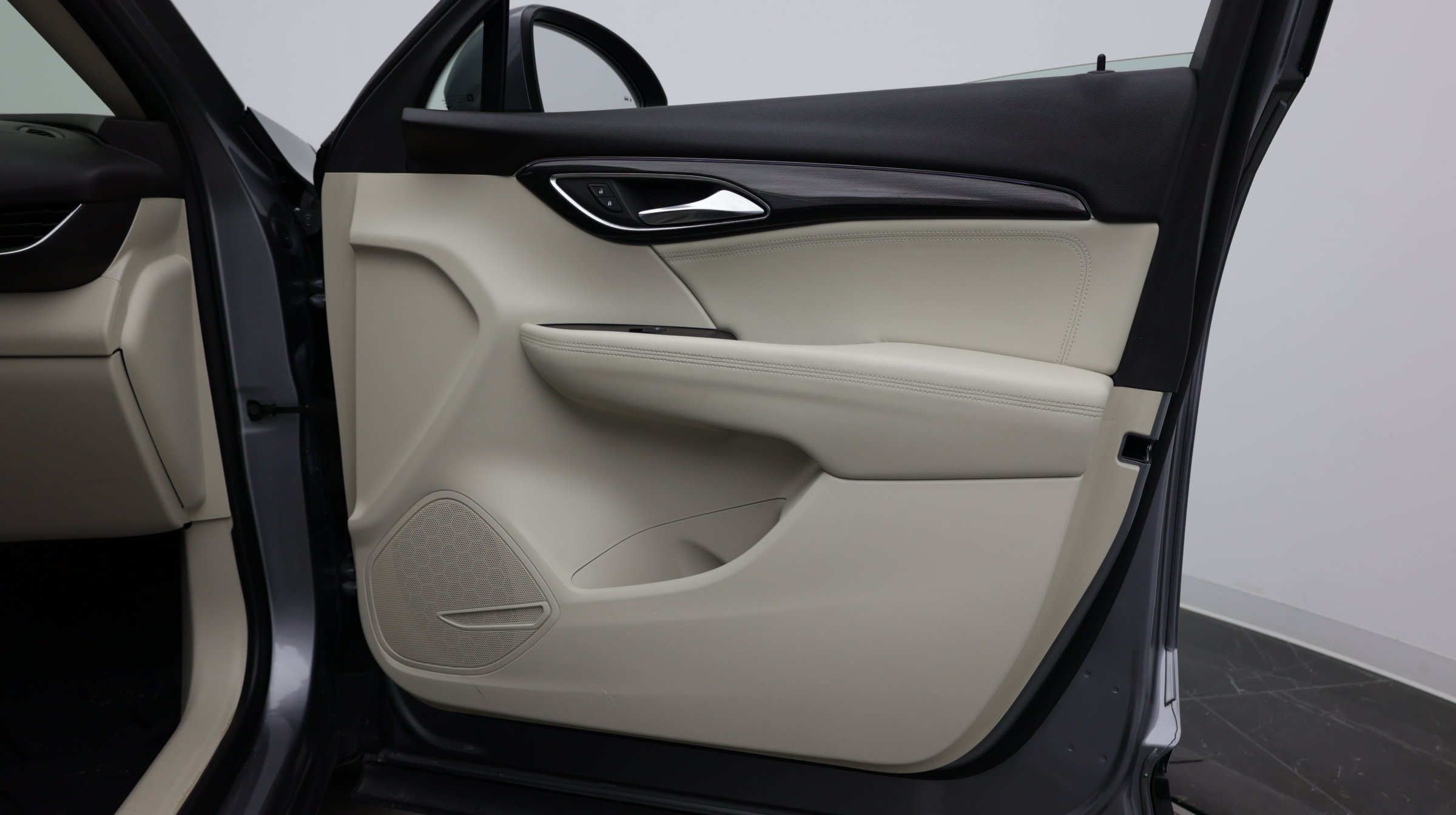 Used 2021 Buick Envision Preferred FWD image 38